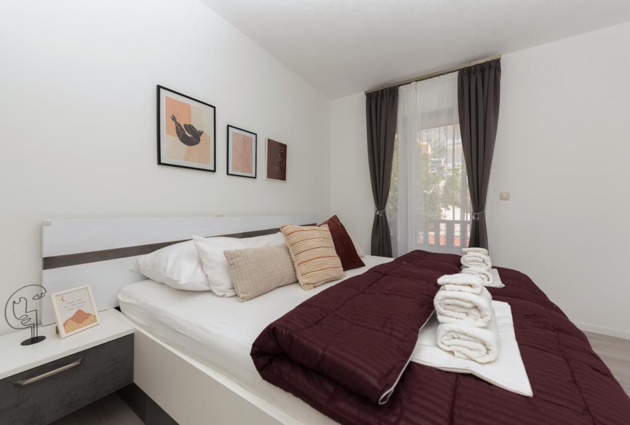 Apartment Sole Mio -Sea View Makarska Kültér fotó