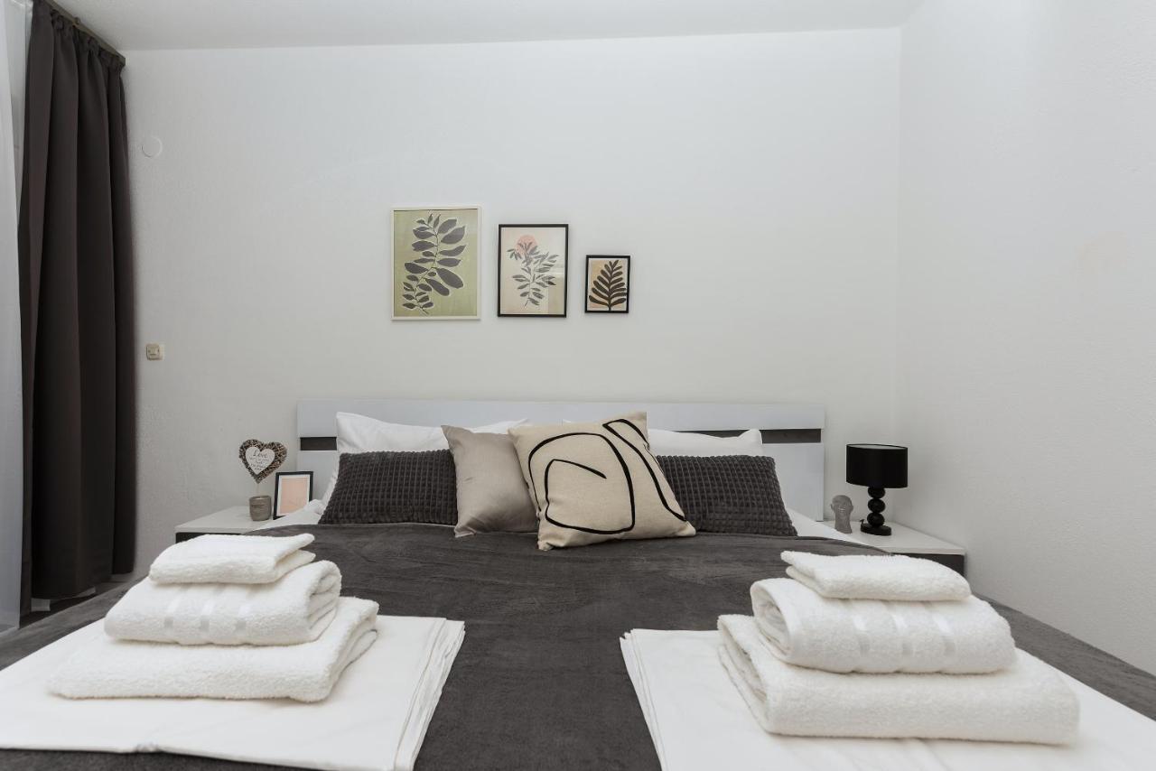 Apartment Sole Mio -Sea View Makarska Kültér fotó