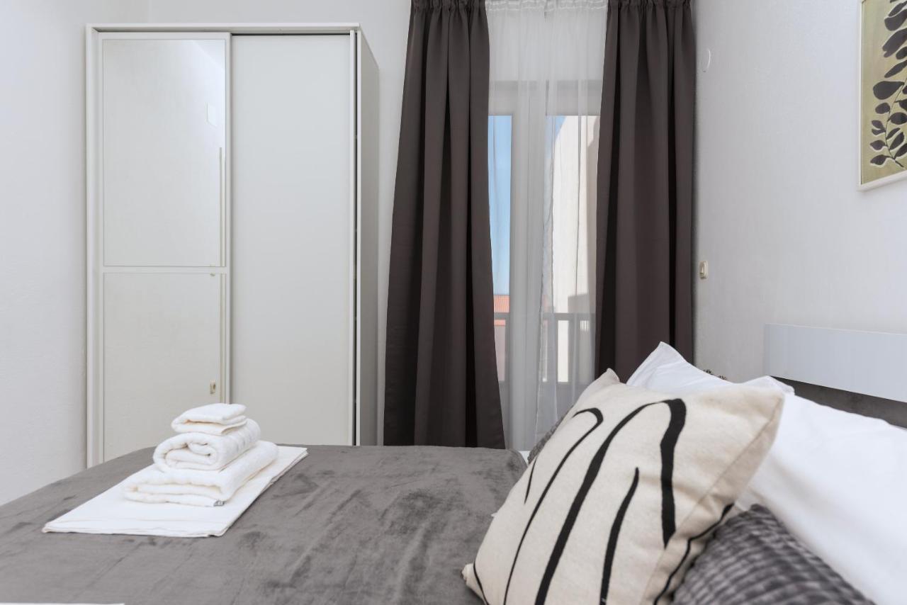 Apartment Sole Mio -Sea View Makarska Kültér fotó